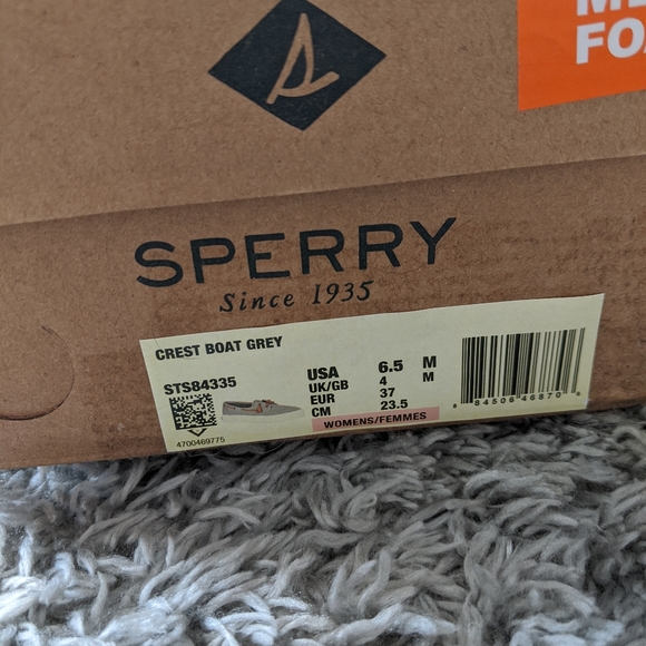 New Crest Gray Slip on Sperry's- Size 6.5 - Picture 2 of 6